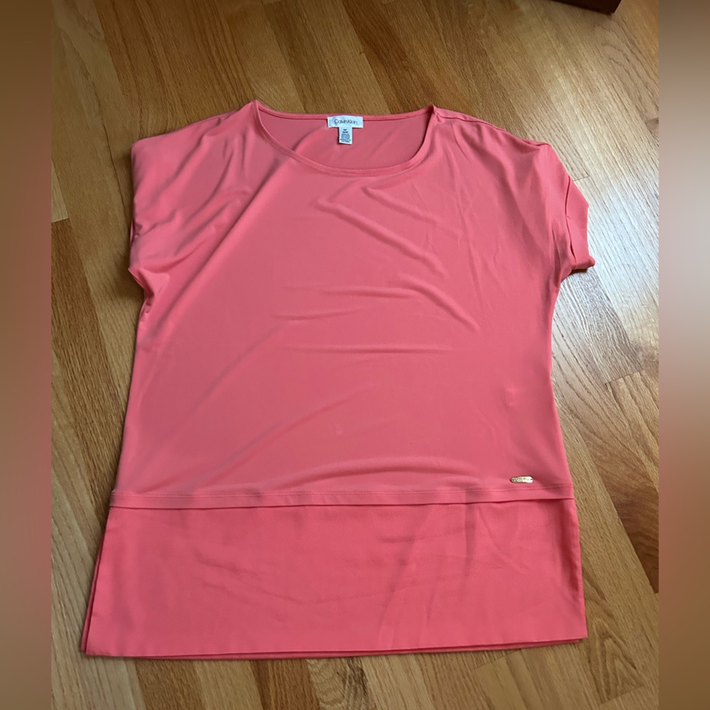 CALVIN KLEIN Women’s Top